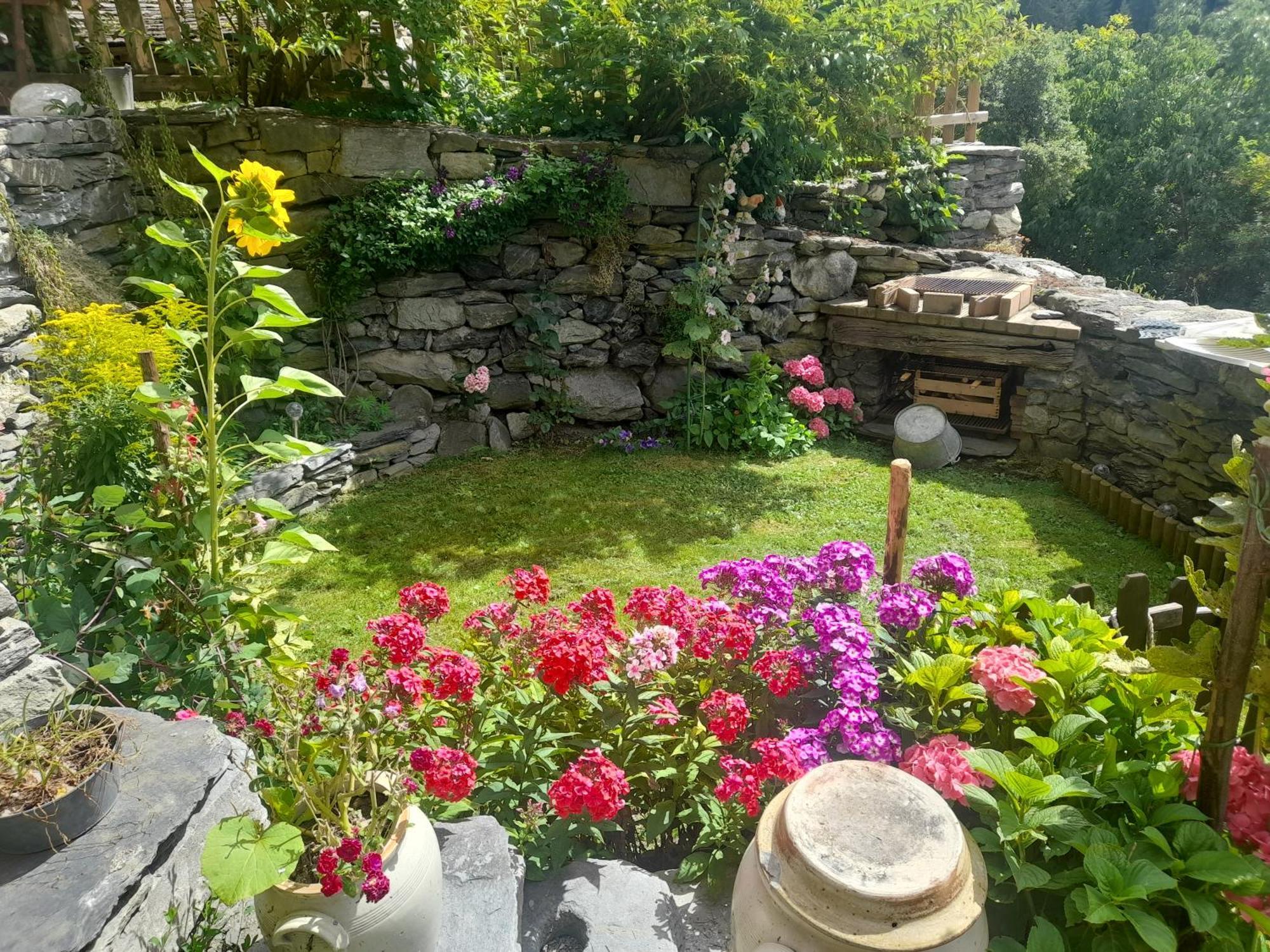 Appartement De Charme 4/6 Pers Dans Joli Village De Montagne Bourg-Saint-Maurice Εξωτερικό φωτογραφία